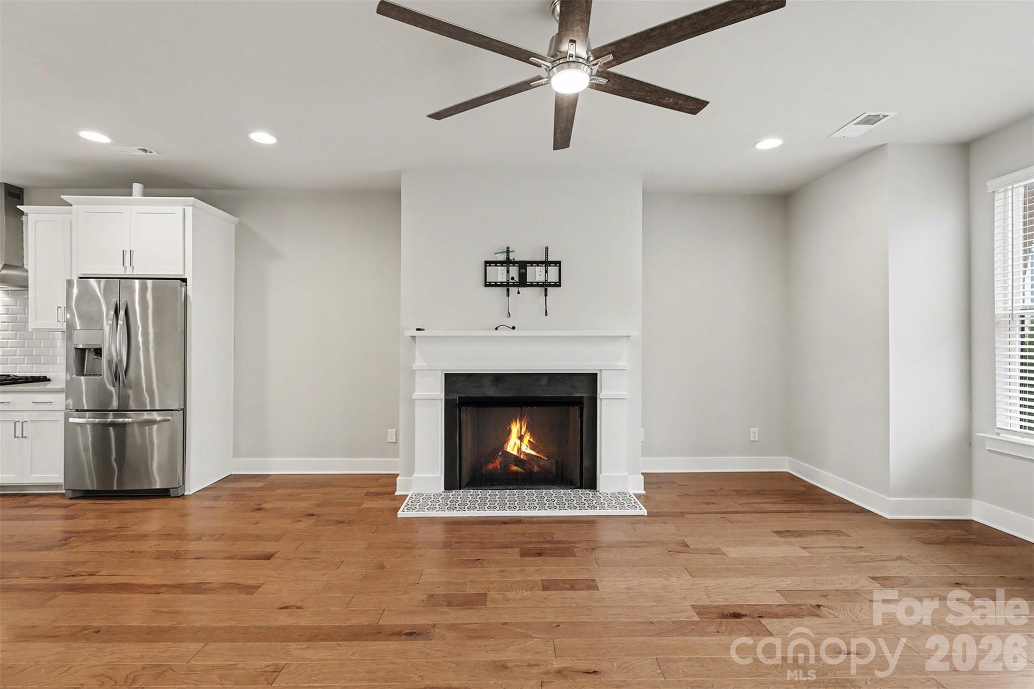 11934 Fiddlers Roof Lane