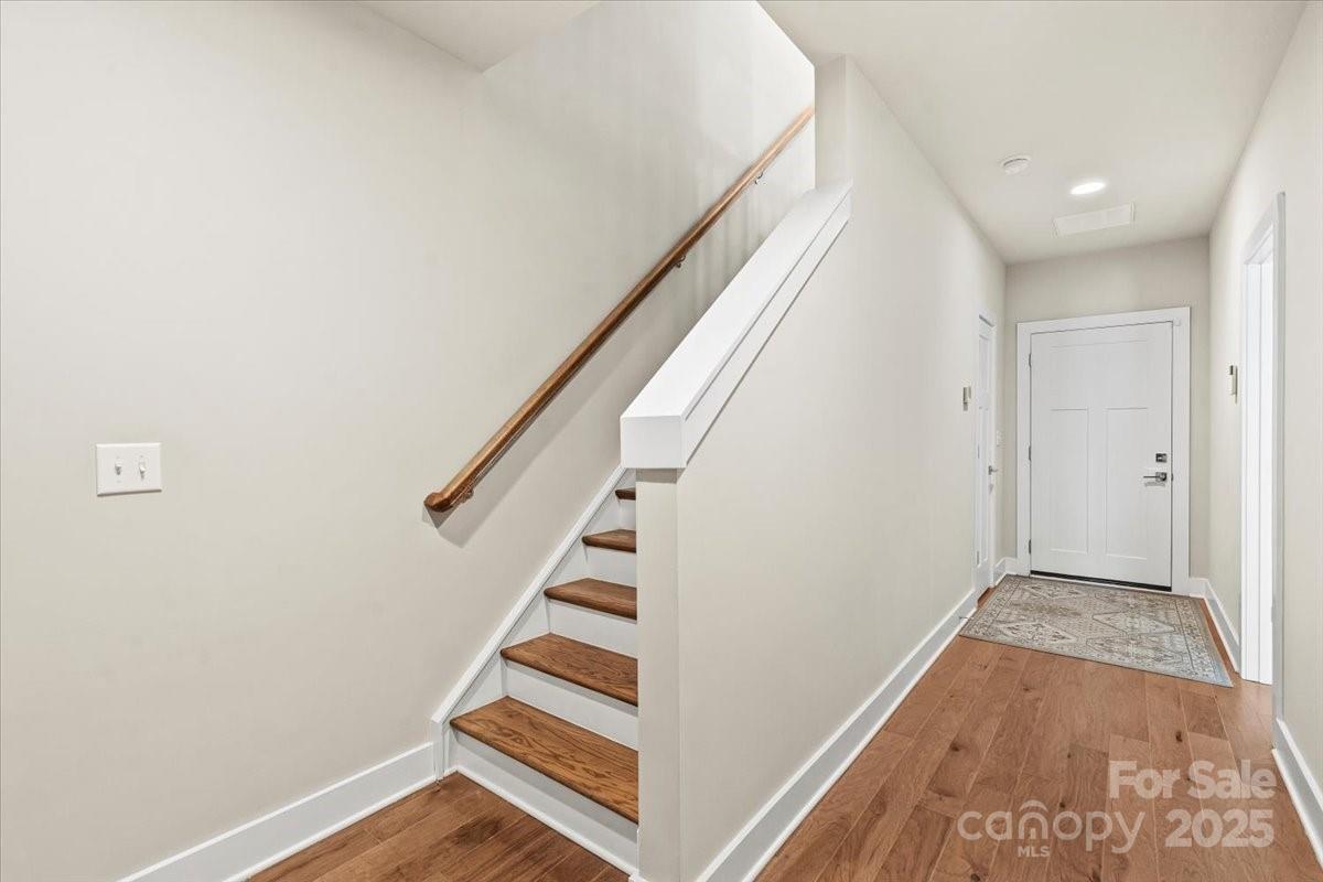 11934 Fiddlers Roof Lane