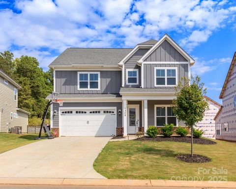 1358 Cedardale Lane Denver NC 28037