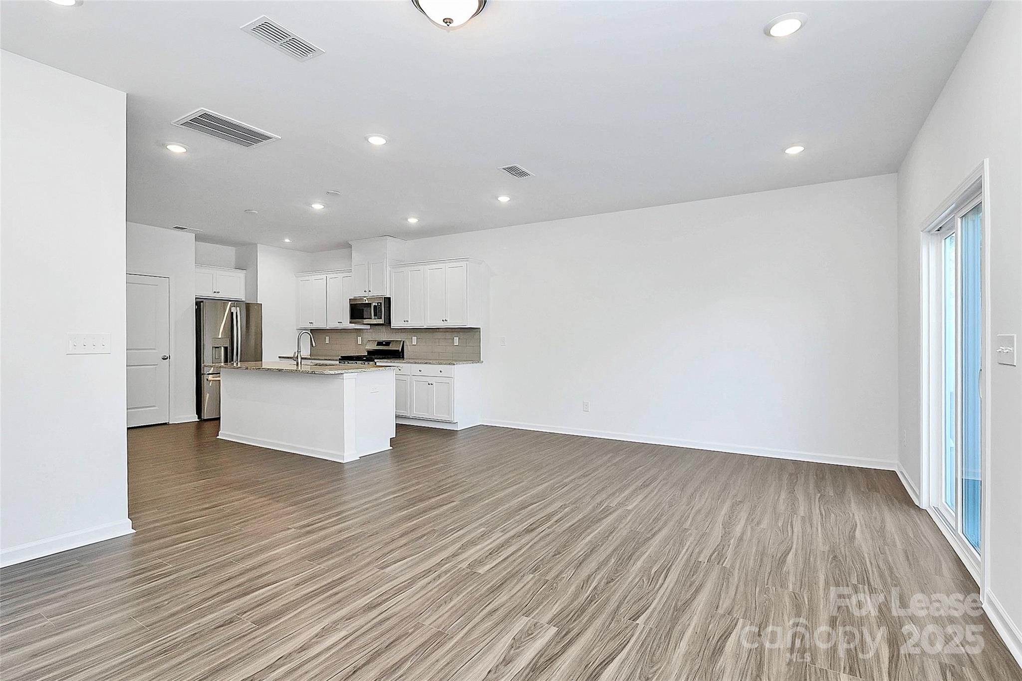 Secrest Landing - Residential Lease