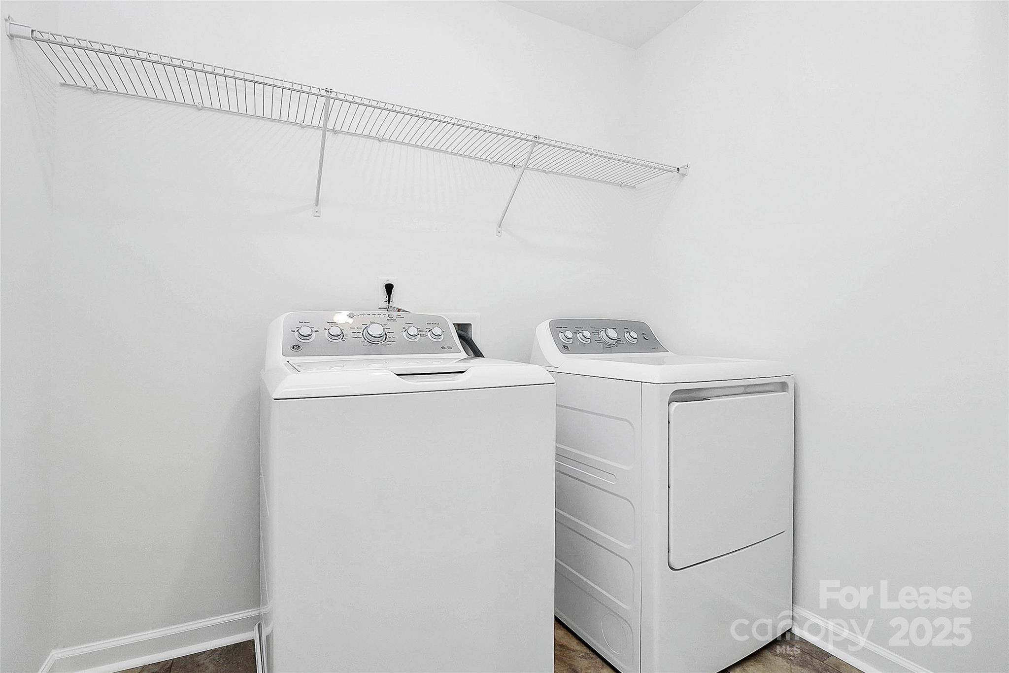 Secrest Landing - Residential Lease