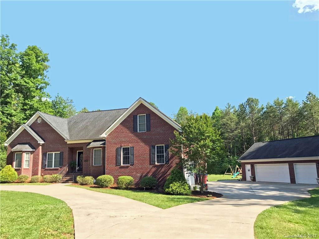 Pine Meadows - Residential