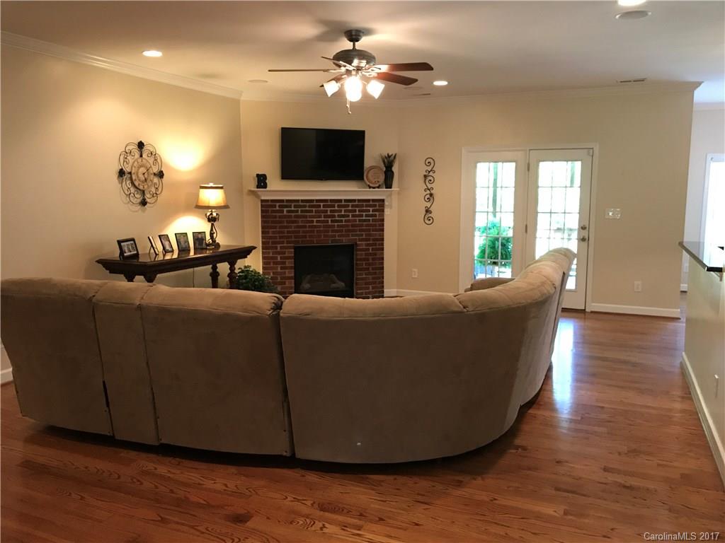 Pine Meadows - Residential