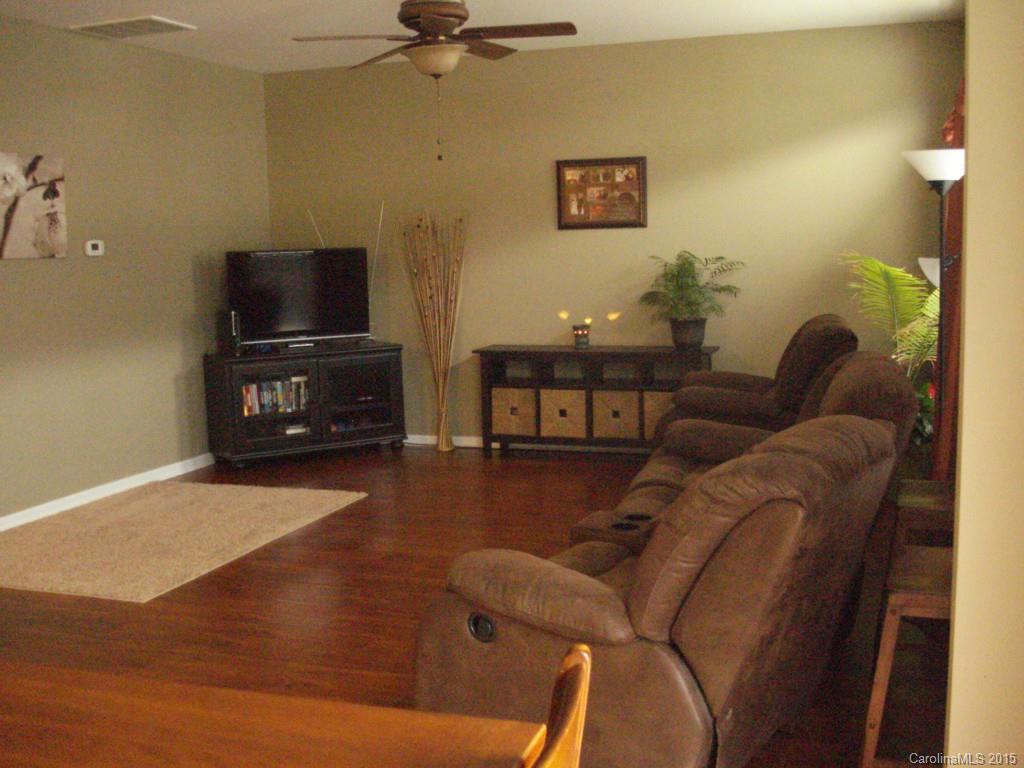 Autumn Cove At Lake Wylie - Residential