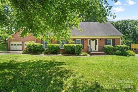 8017 Prince George Road Charlotte NC 28210