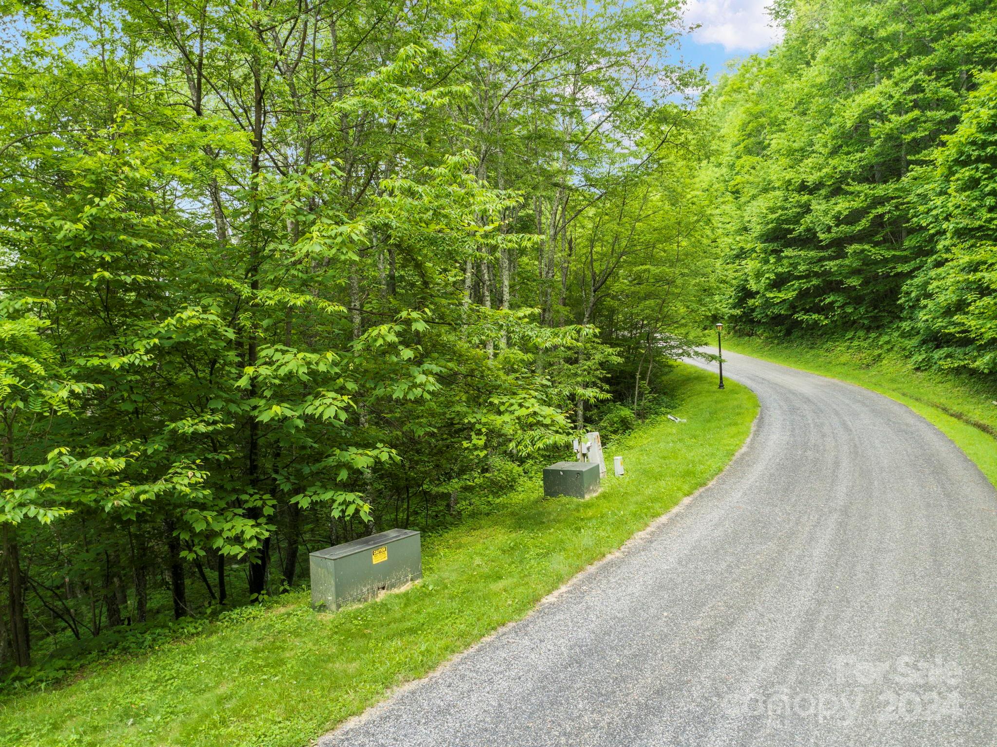 98 Goldenleaf Road 98