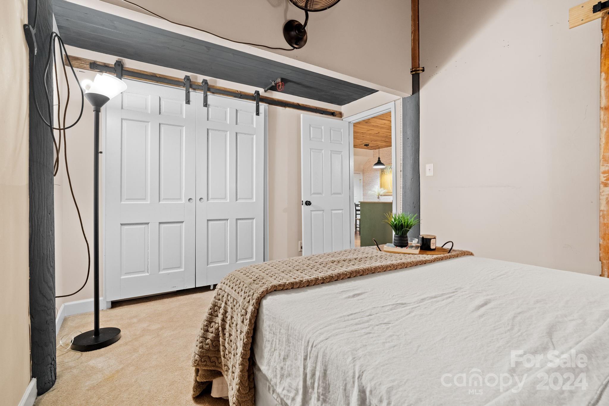 FoxRidge Lofts - Residential