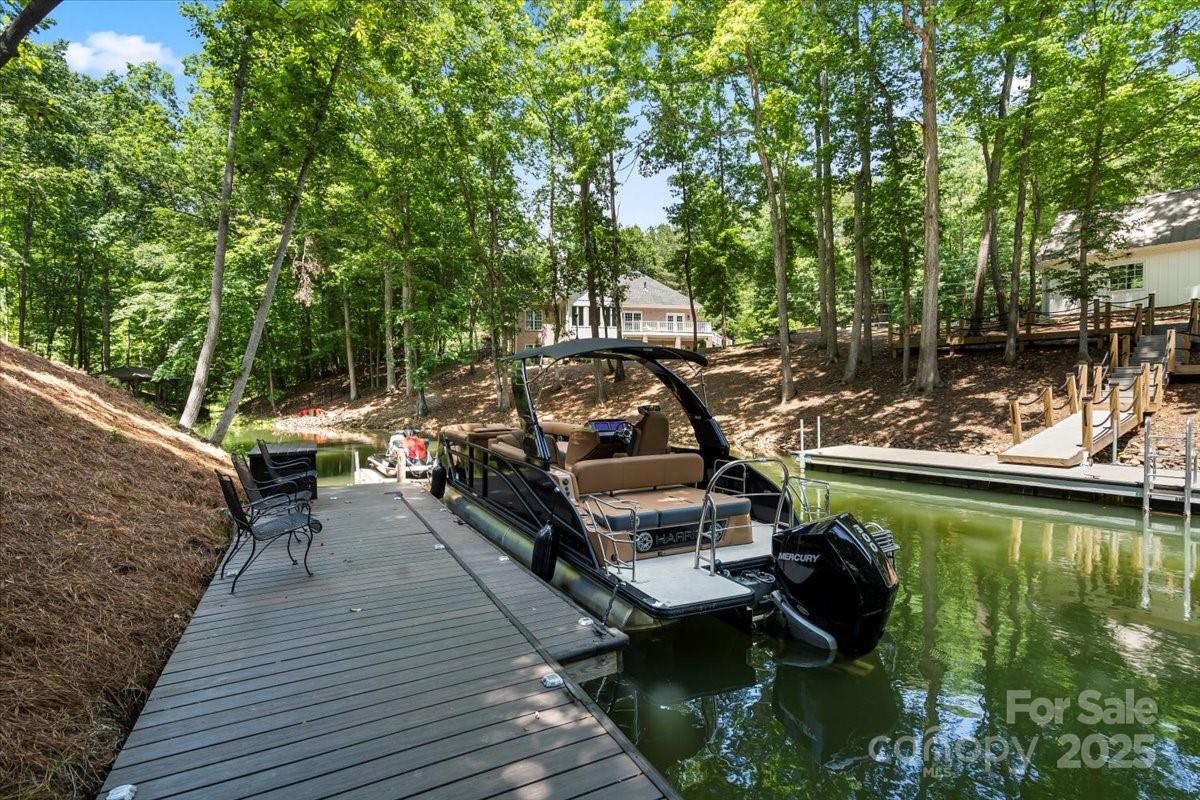 402 Wildlife Road