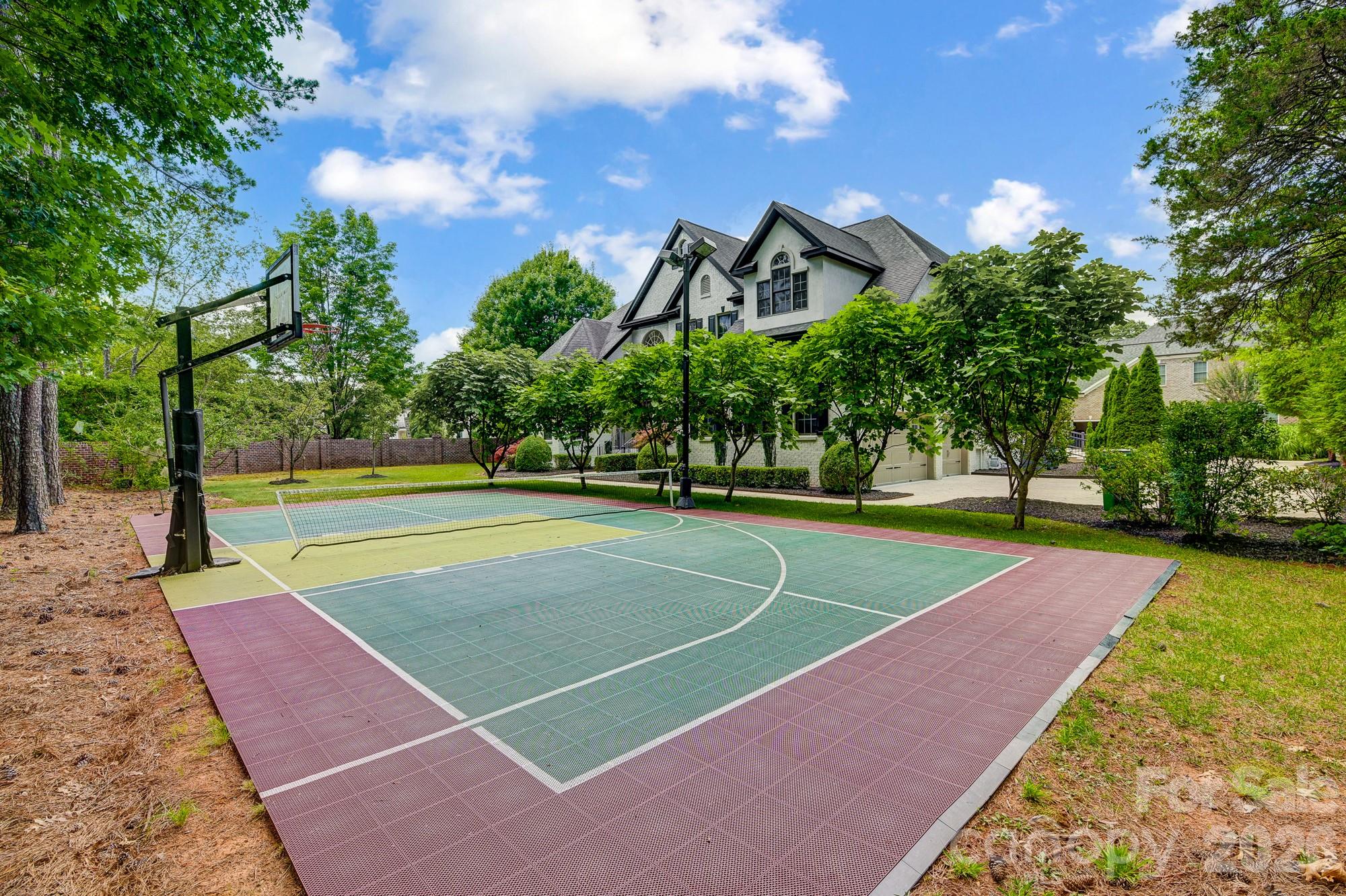 The Meadows On Fairview - Residential