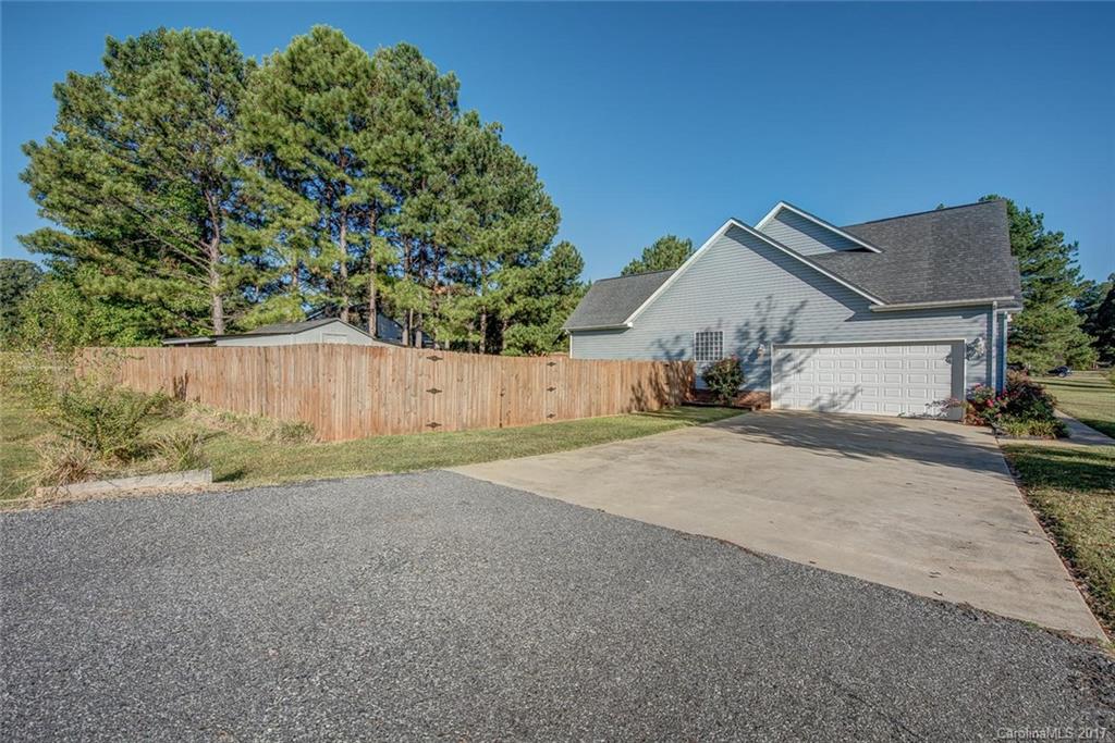 Henrys Orchard - Residential