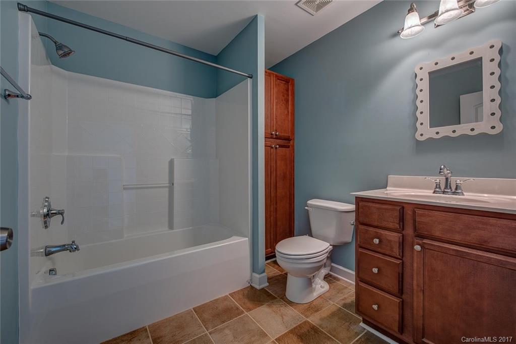 Henrys Orchard - Residential