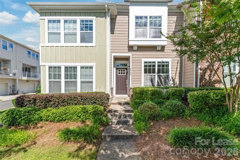 Photo of 2564 Tranquil Oak Place, Charlotte, NC 28206 (MLS # 4363665)