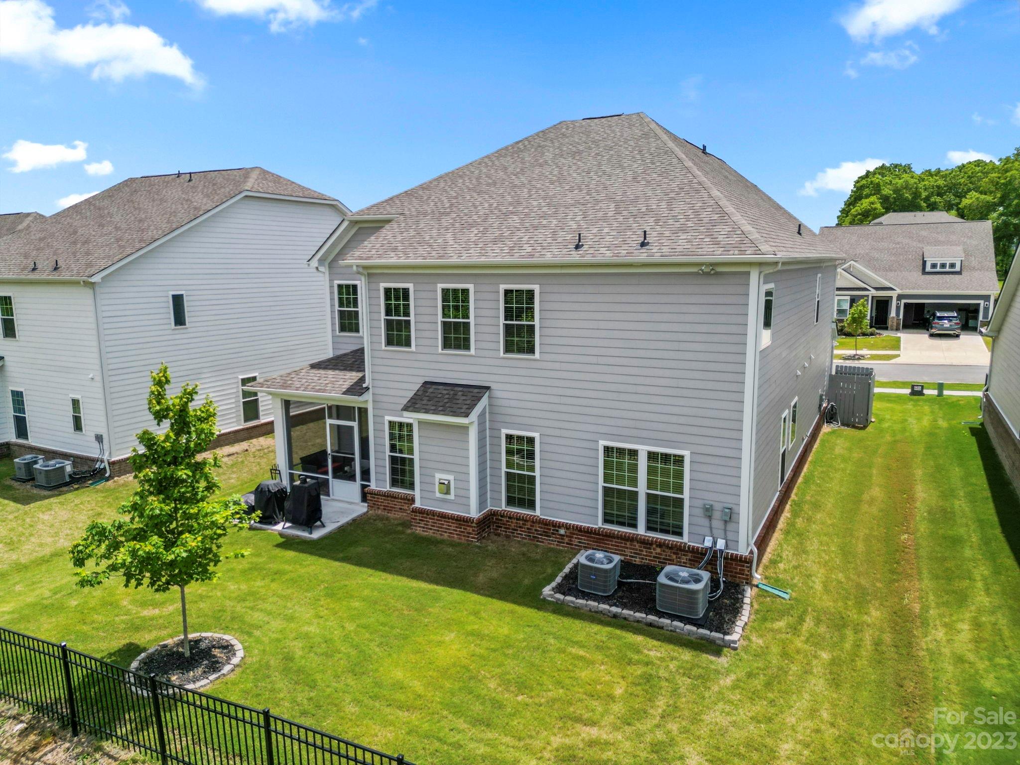 Poplin Grove - Residential