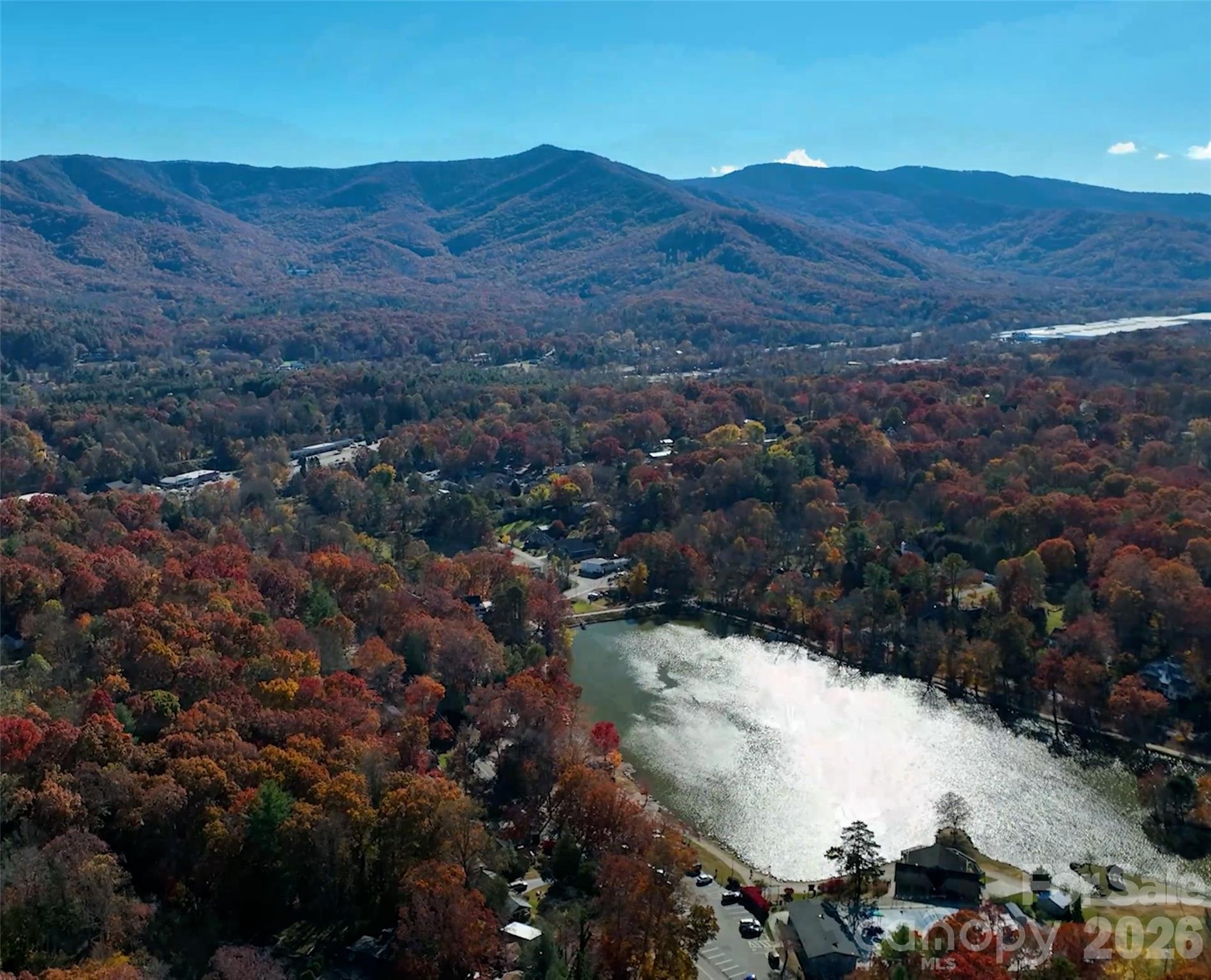 The Lynx Condominium - Residential