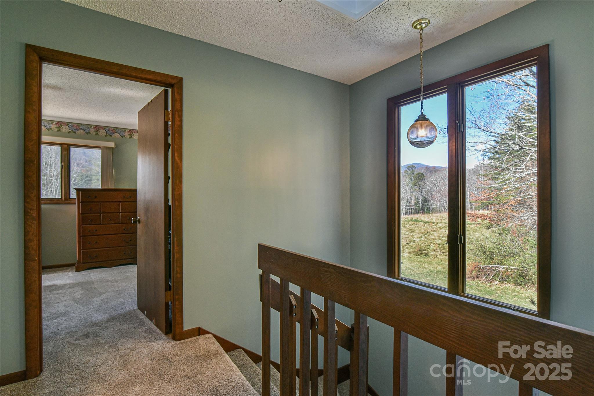 The Lynx Condominium - Residential