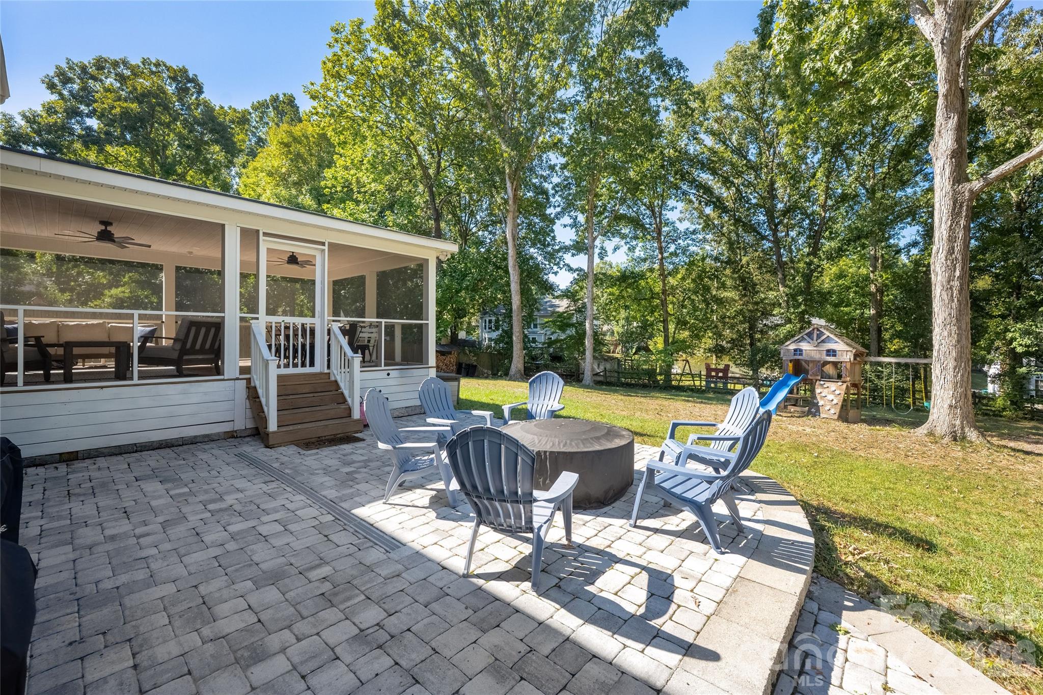 2620 Willowdale Lane