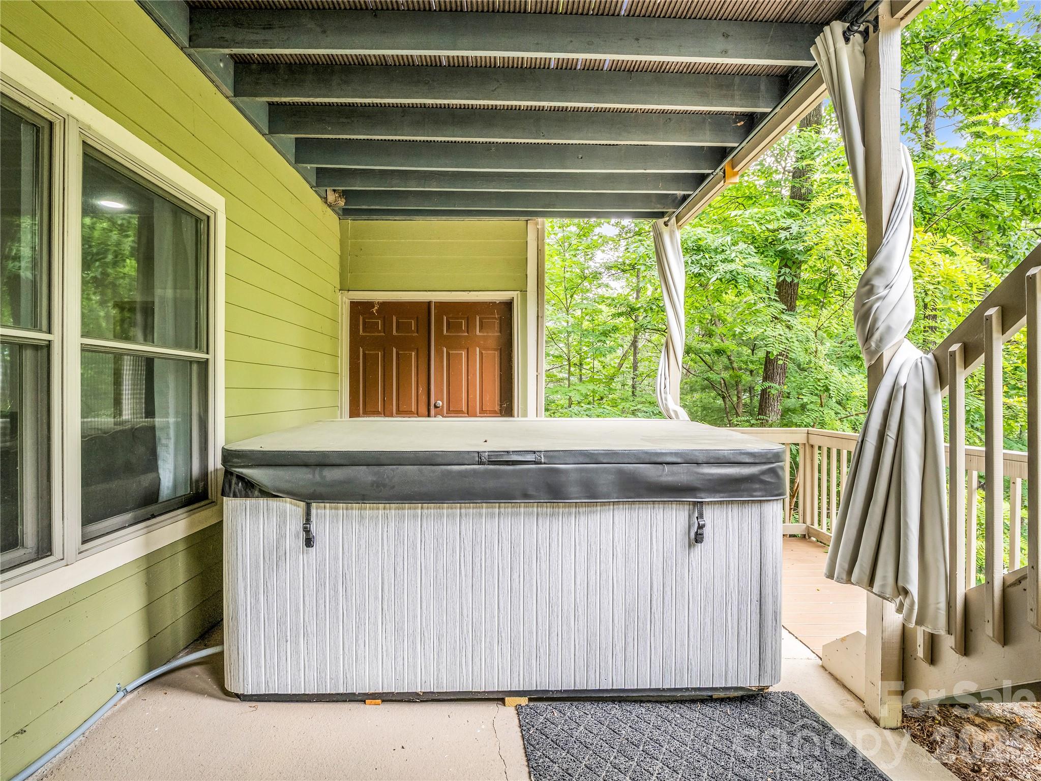 Rumbling Bald on Lake Lure - Residential