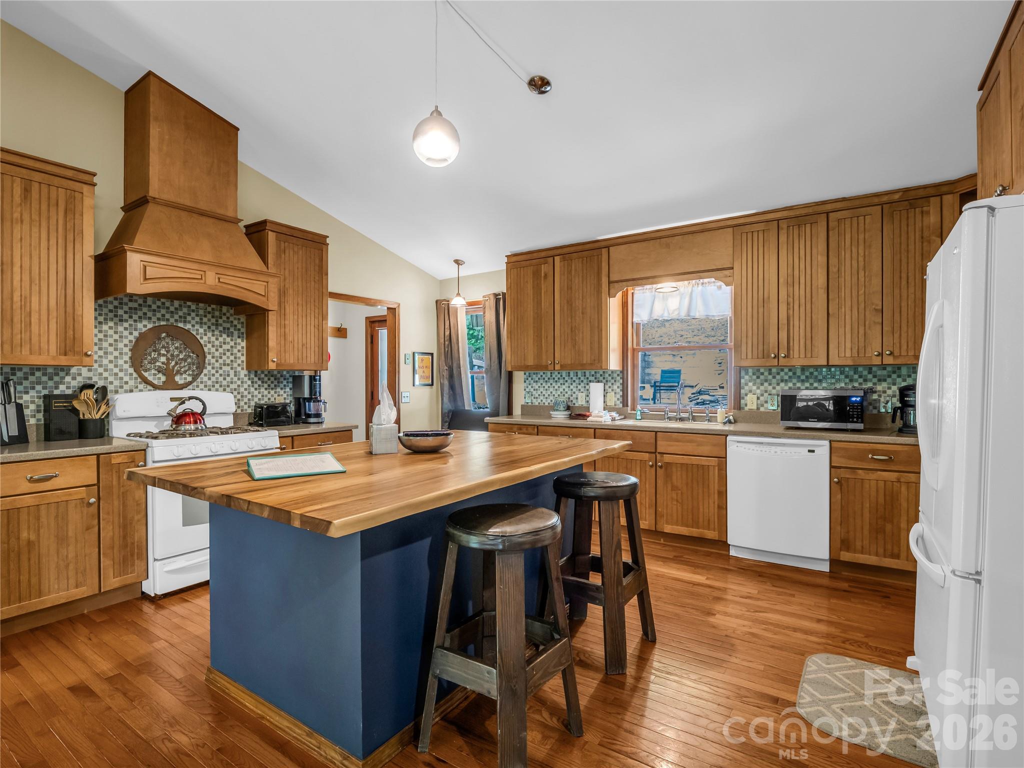 Rumbling Bald on Lake Lure - Residential