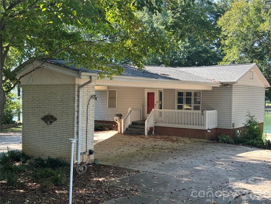 2214 HOLLY LN, SHELBY, NC 28150 - Image 8937b6630b6817f3fa46dec5cddf1b5d/380797990