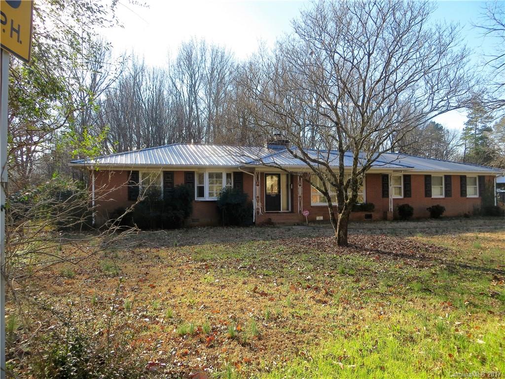 LAKE FOREST - Residential