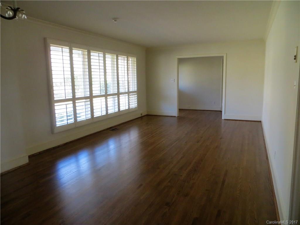 LAKE FOREST - Residential