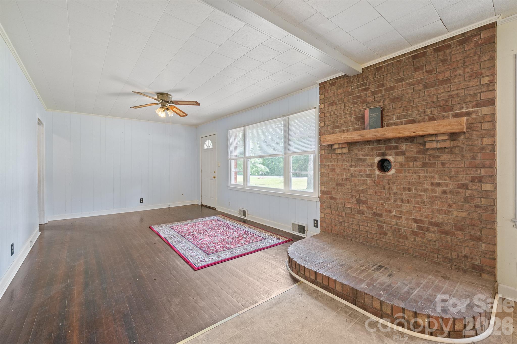 147 Oakdale Circle