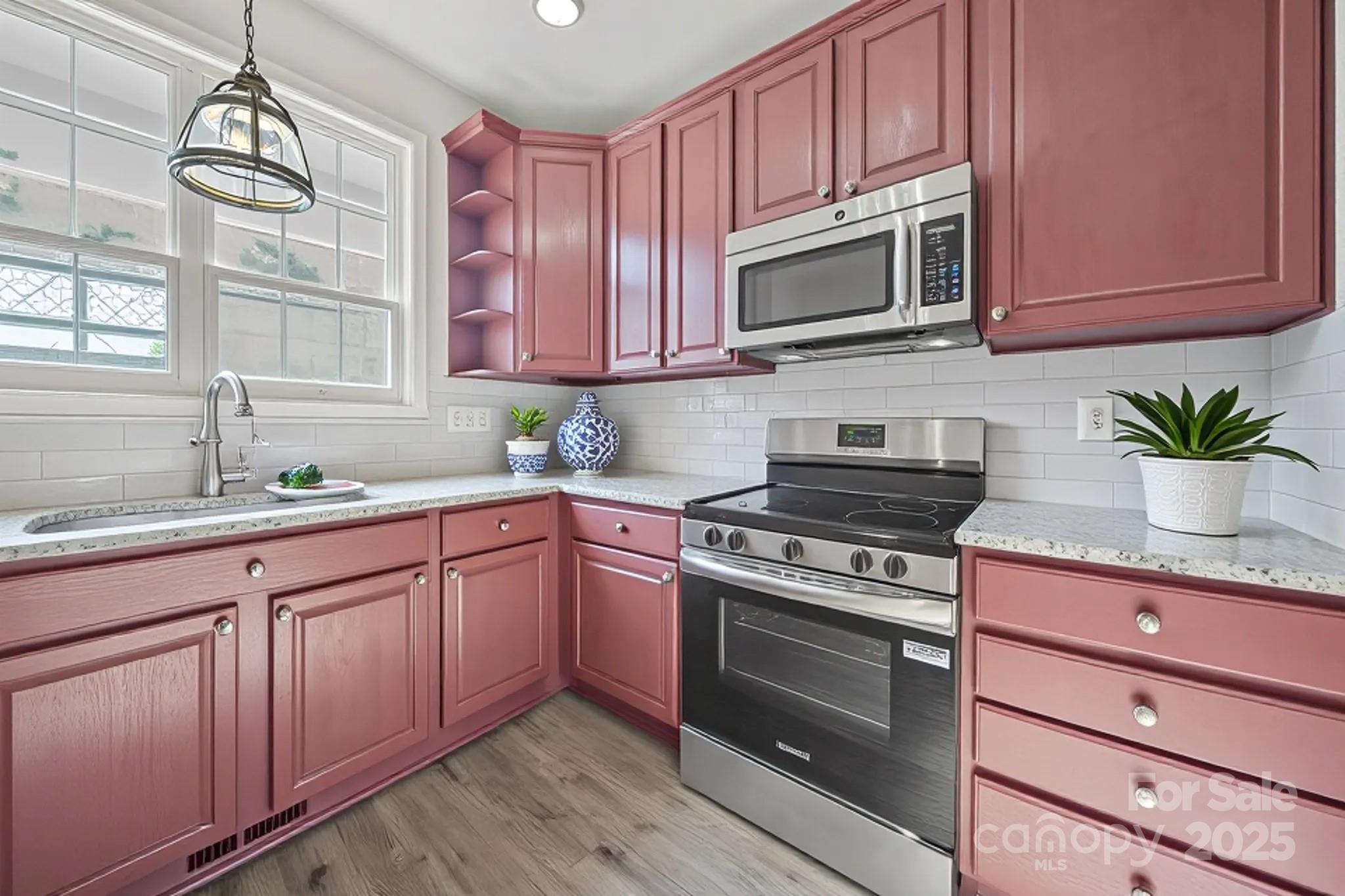 115 Sunridge Drive
