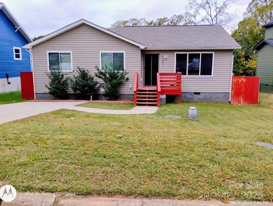 Like new ranch house, built in 2023, with all fenced-in pet friendly backyard. Welcome home as you step onto almost new laminate flooring. To the right, a huge room awaits you and straight ahead, an open kitchen waiting your discovery with shiny stainless steel appliances, granite countertops, and ceramic tile. Half way to the kitchen, a huge island that can sit more than three chairs.  To the right of the island, a dining area for a formal dining. Relax after a good meal, stroll to the backdoor, right behind the kitchen wall, there comes a deck hovering above the little houses a distance away from the end of the fence large forest on the horizon. The large forest far a head reminds you the close distance to the mountains. 
This three-bedroom house has master bedroom with both a standard standing shower and a separate bathroom. 
This rare retreat is priced to sale first. The closeness to mountains and the many huge windows that bring in enough light inside the home gives this home a cozy feel. 
Welcome home, a rare find located on a quiet street.