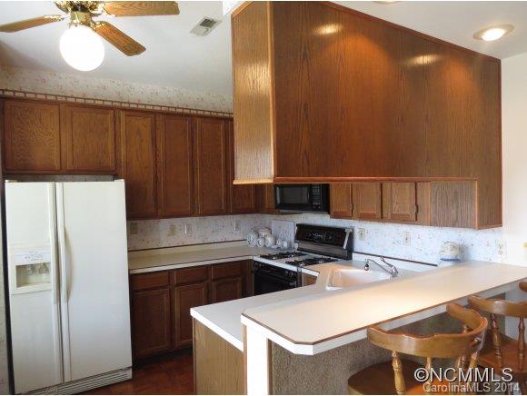 Deerlake Village - Residential