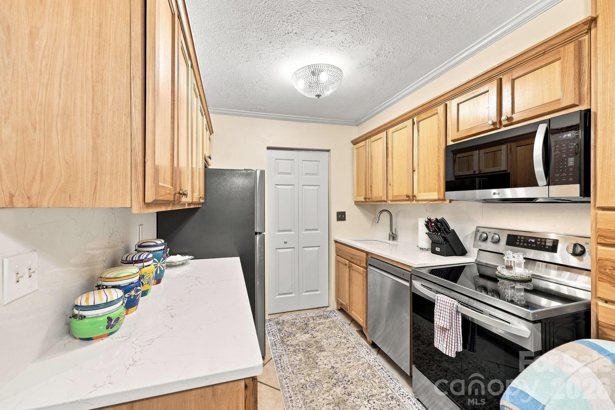 71 Shepard Square 303