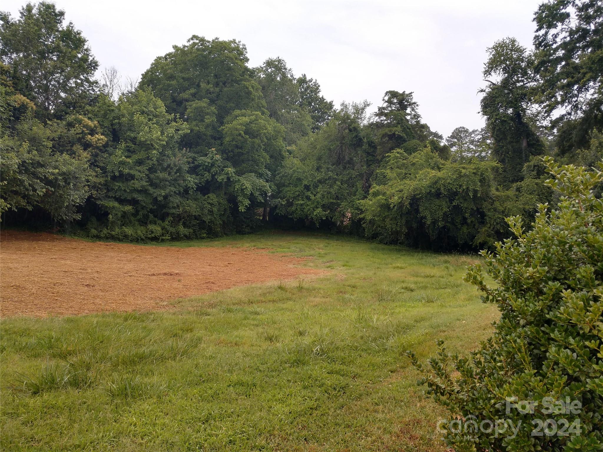 1045 Highland Avenue