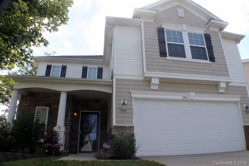 Hamilton Lakes - Residential