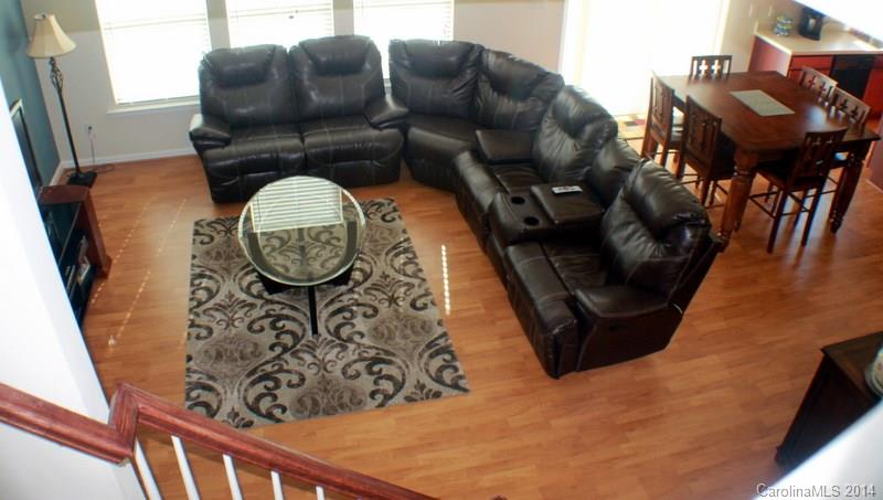 Hamilton Lakes - Residential