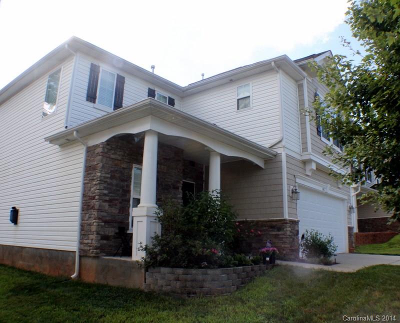 Hamilton Lakes - Residential