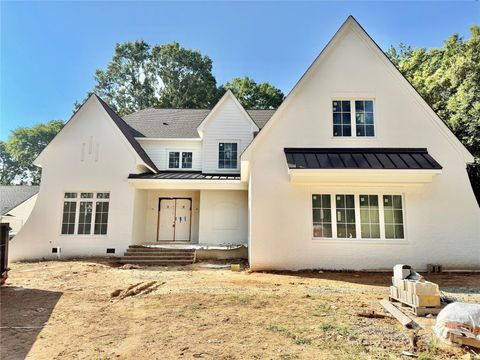 1511 Cavendish Court Charlotte NC 28211