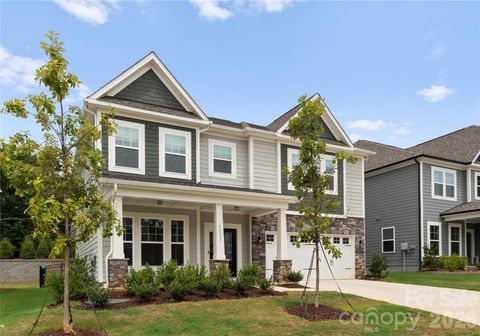 Photo of 11117 Lochmere Road, Charlotte, NC 28278 (MLS # 4375474)