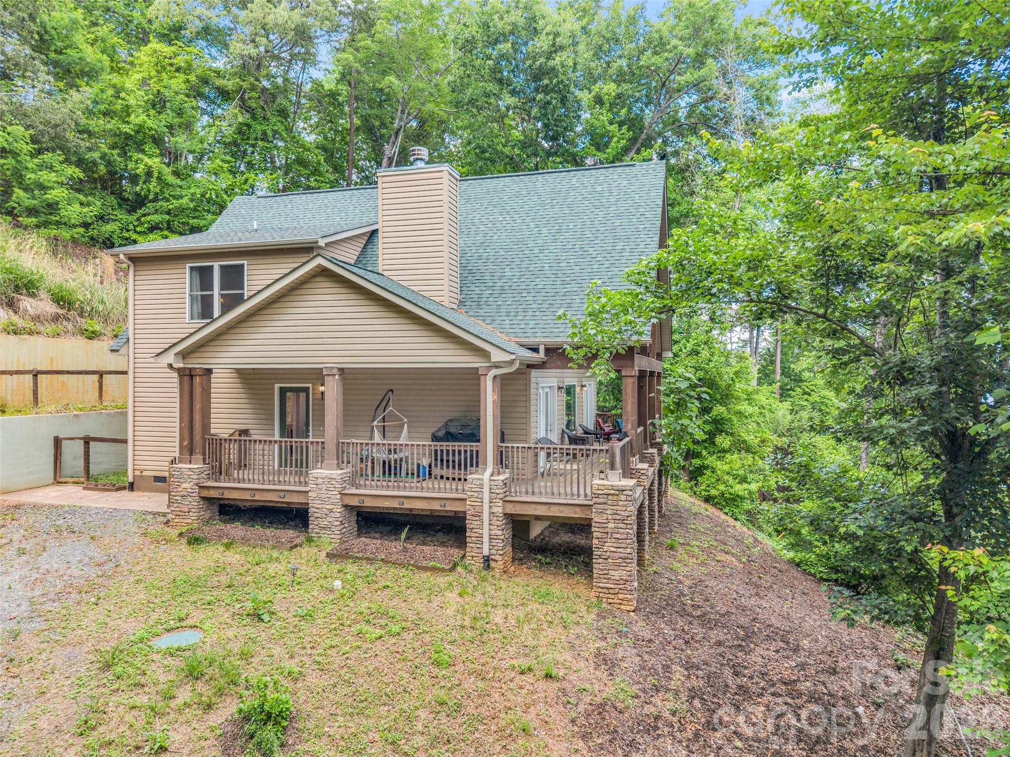 227 Snug Harbor Circle