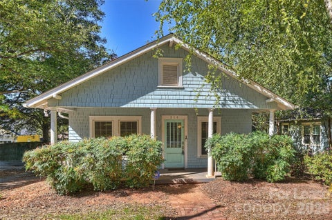 Photo of 214 Lima Avenue, Charlotte, NC 28208 (MLS # 4437559)