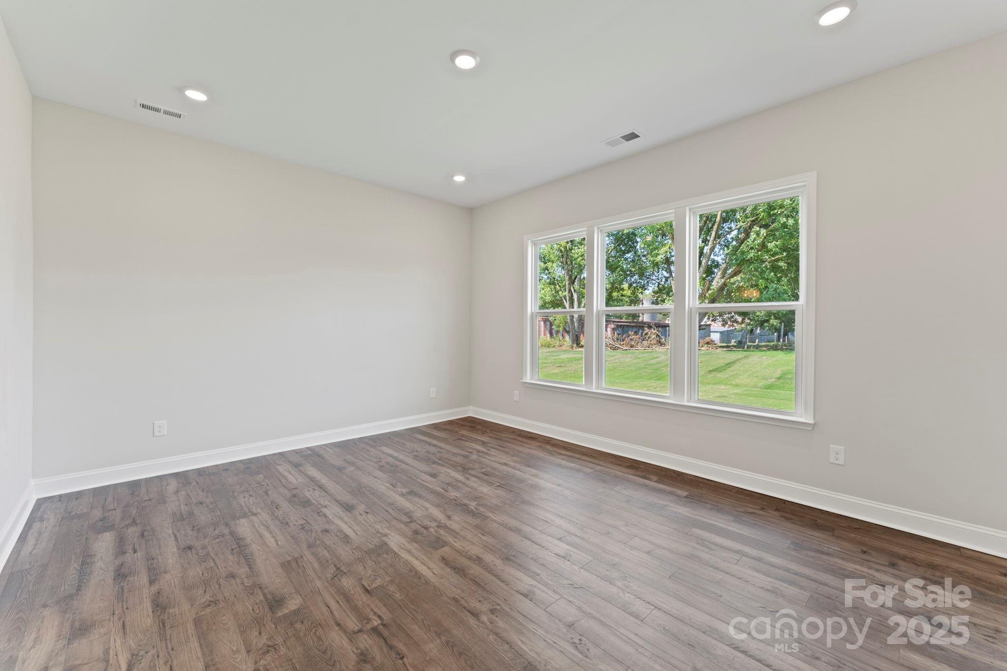 The Estates at Sugar Creek - Residential