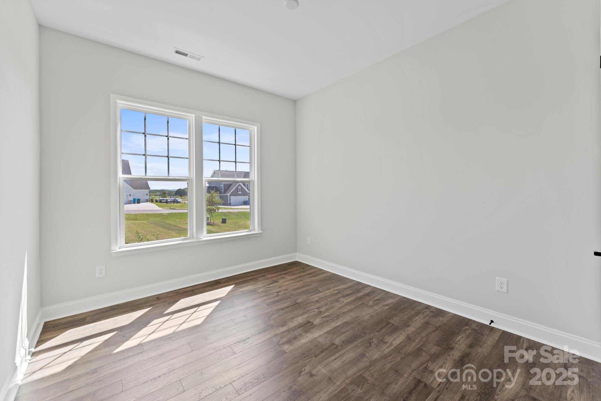 The Estates at Sugar Creek - Residential