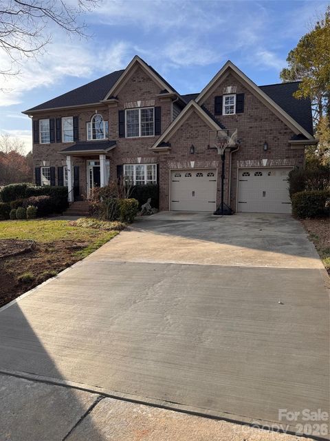 Photo of 5006 Shannamara Drive, Matthews, NC 28104 (MLS # 4338291)