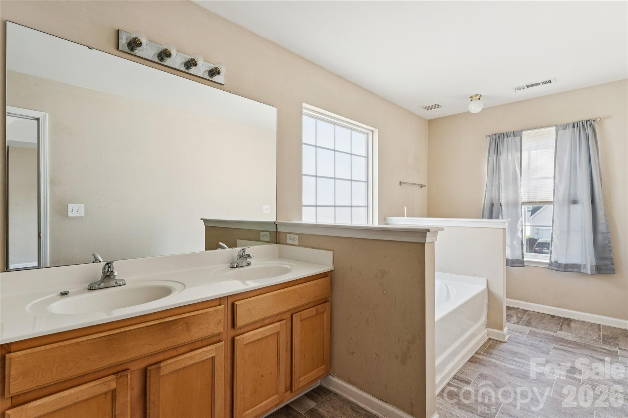 Carnegie Estates - Residential