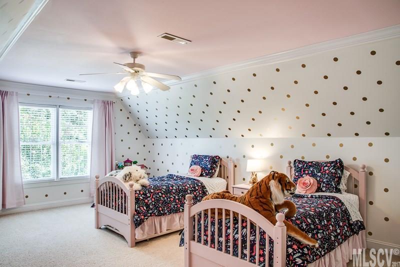 Moores Ferry - Residential