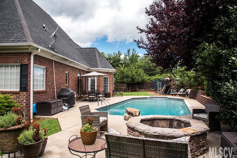 Moores Ferry - Residential