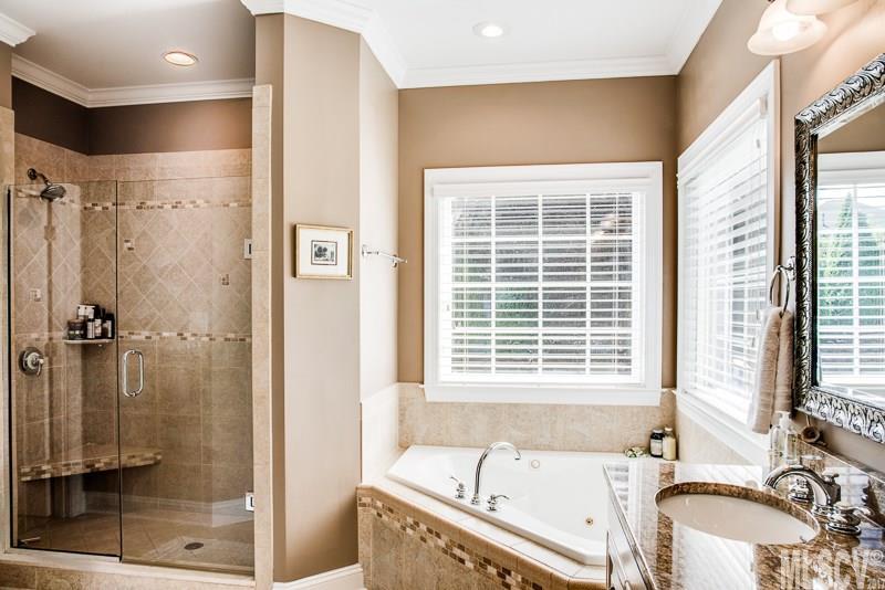 Moores Ferry - Residential