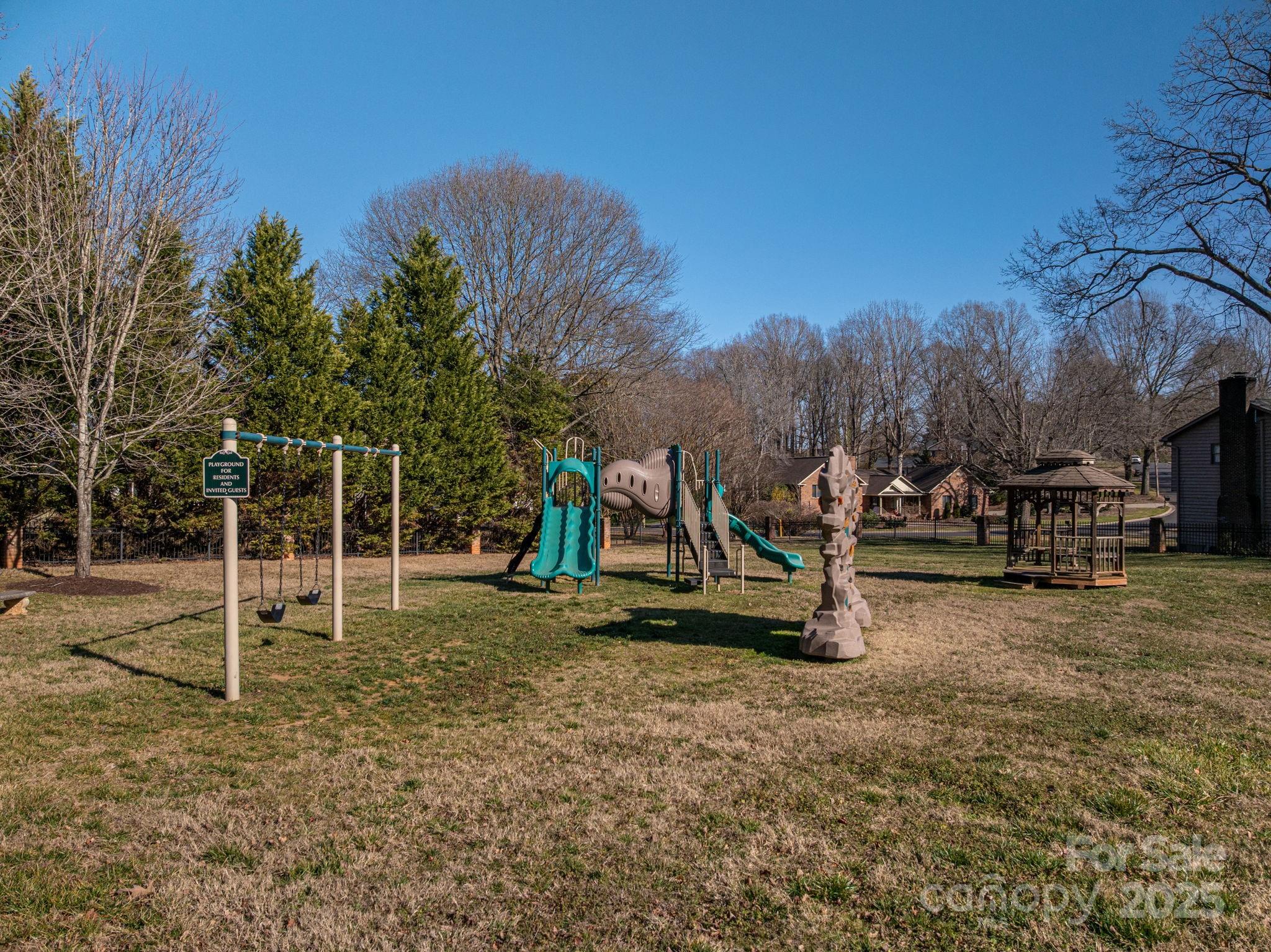 Eagles Gate - Residential