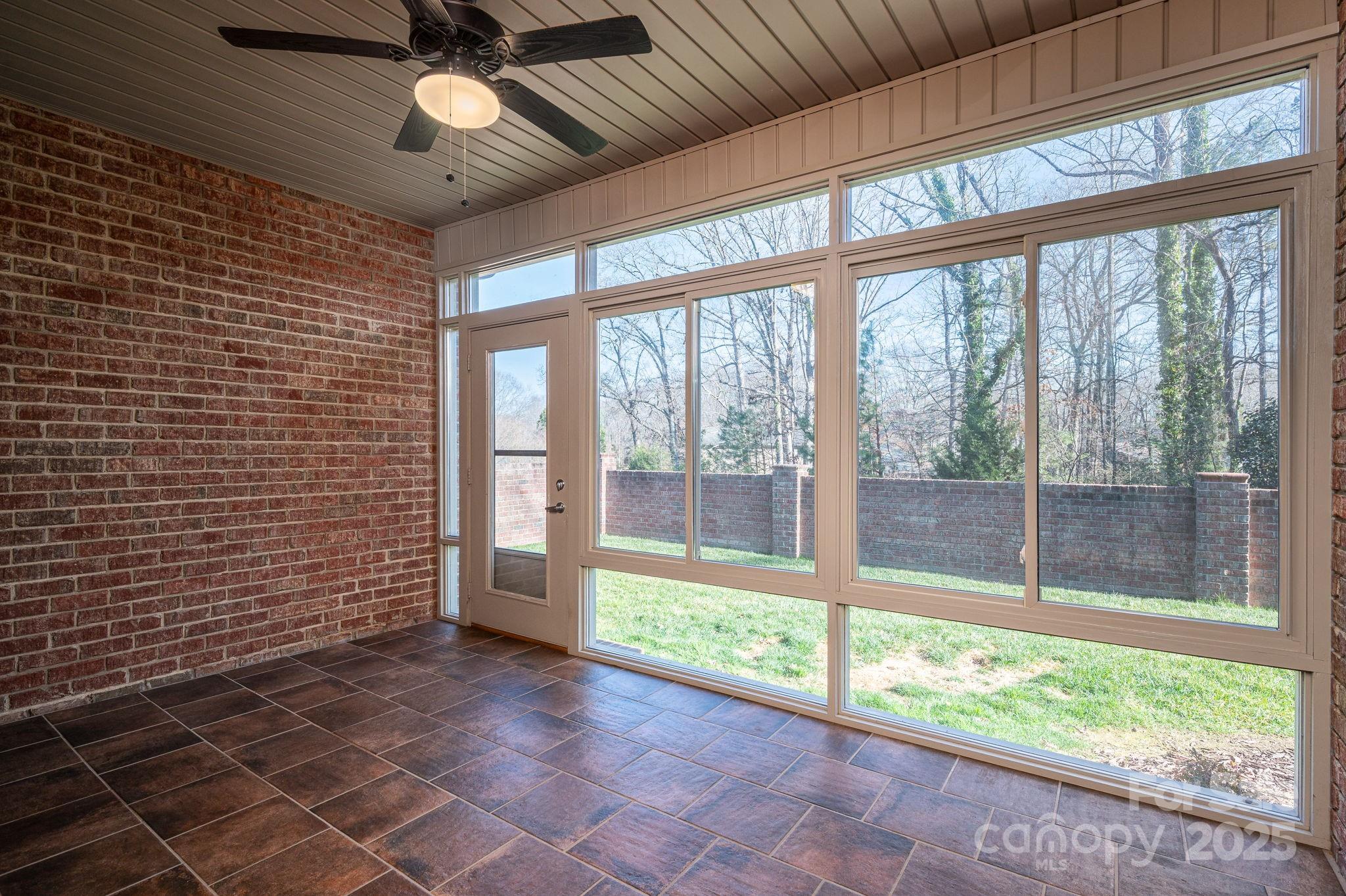 Eagles Gate - Residential