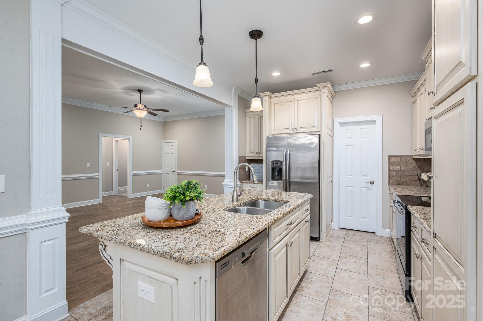 Eagles Gate - Residential