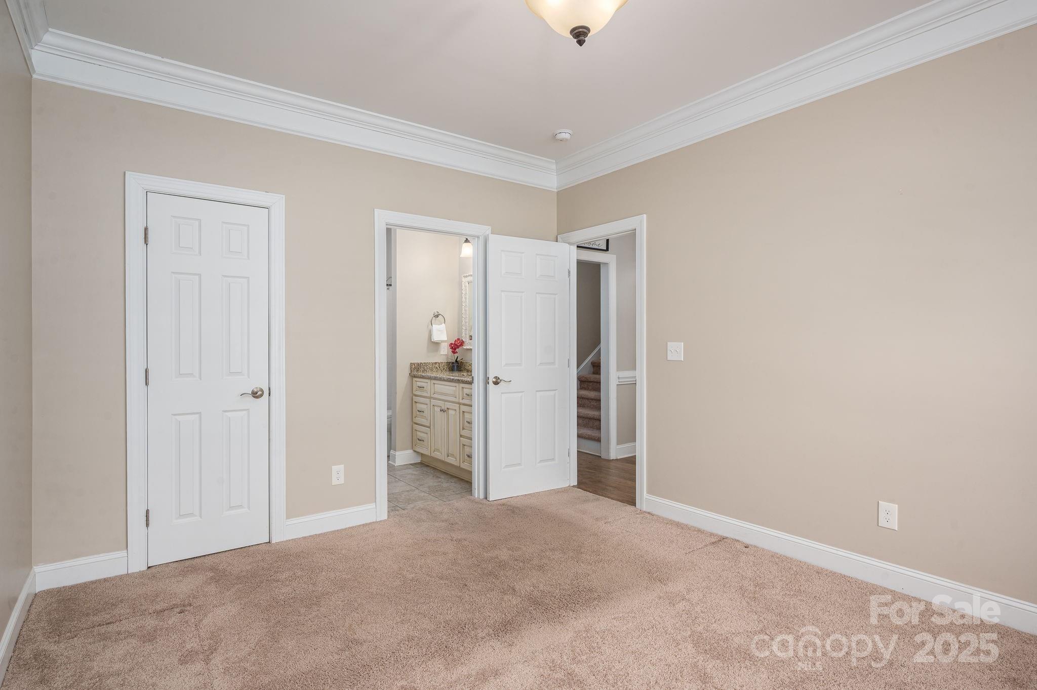 Eagles Gate - Residential