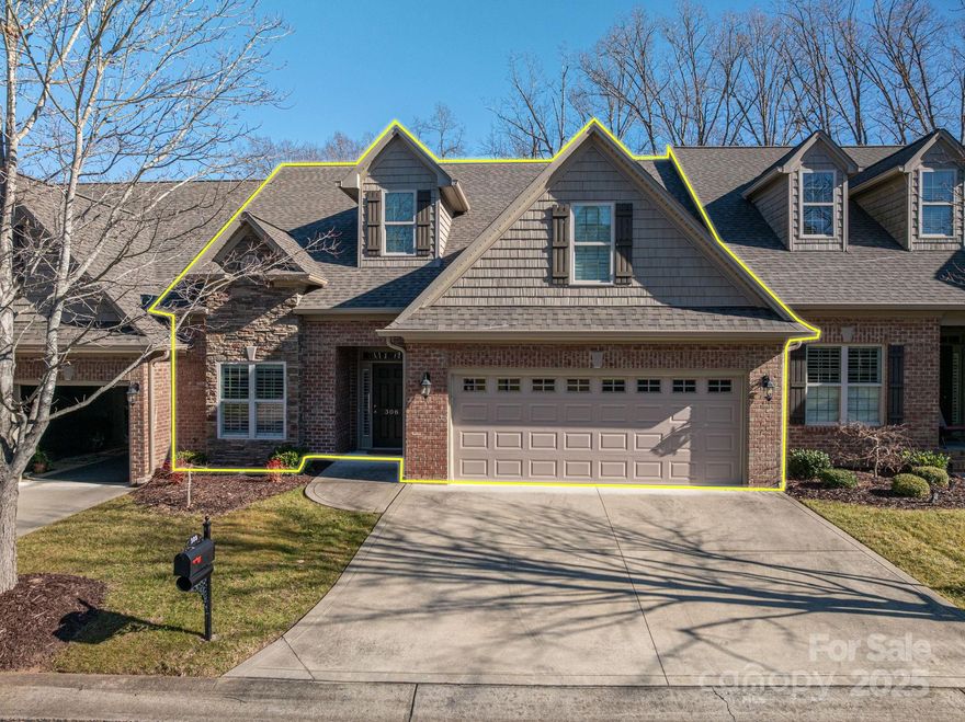 Easy Living at its Finest! This stunning Kings Mountain townhome in the desirable Eagles Gate neighborhood highlights the heart of the home with an open-layout kitchen featuring granite countertops, a large, walk-in pantry, and a formal dining area. Its spacious living room is highlighted by an inviting, stone-accented, gas log fireplace, leading out to a private, enclosed patio!  You'll love the dual, main-level primary suites, both with ensuite bathrooms!  Step outside to your beautiful courtyard with brick privacy walls— ideal for pets or gardening! This GEM offers the privacy of a single-family townhome within a community specializing in a low-maintenance lifestyle, providing peace of mind for YOU, its next owner!  Schedule your showing TODAY! Back on Market at no fault of Sellers.